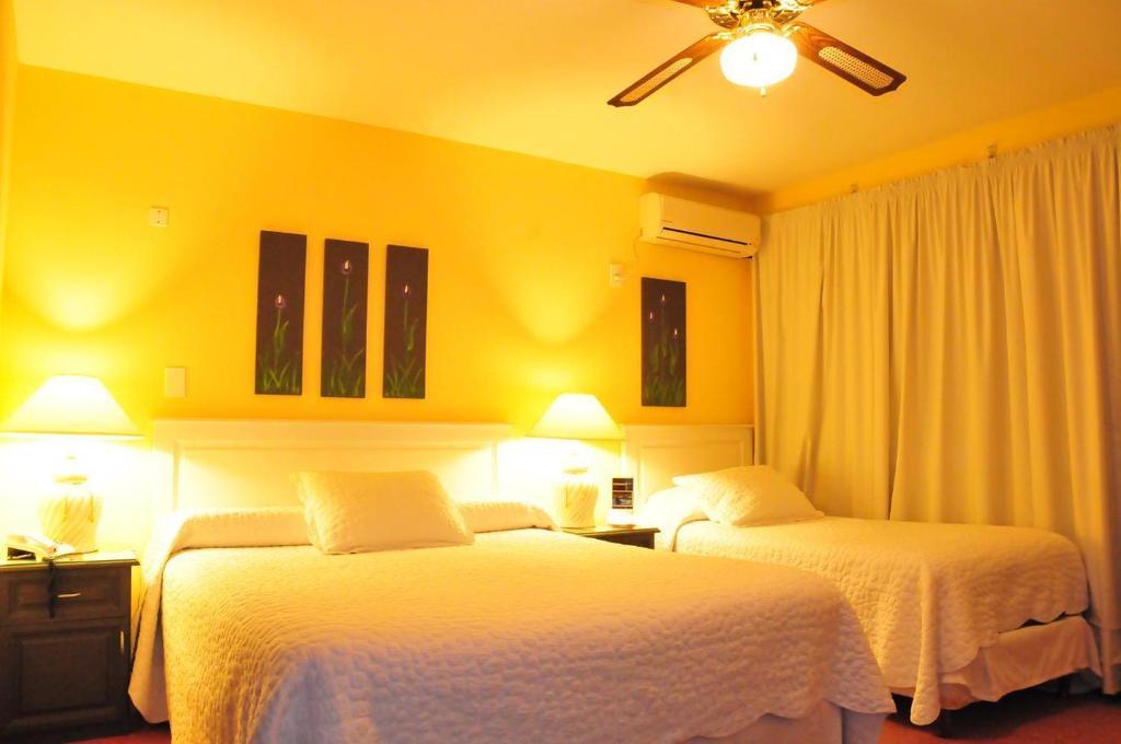 Hotel Urbano Carmelo Room photo